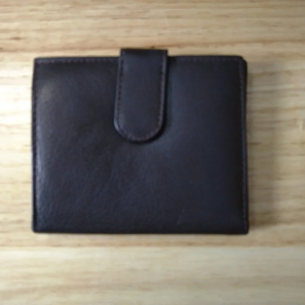 Marshal Men's Brown Genuine Leather Bifold Card Wallet Snap Closure Change